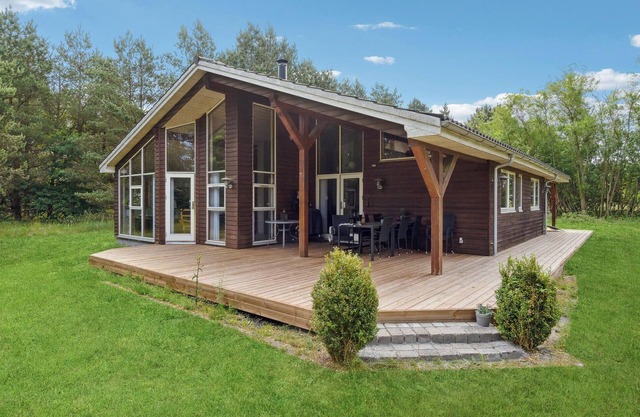 Nice home in Asaa with sauna