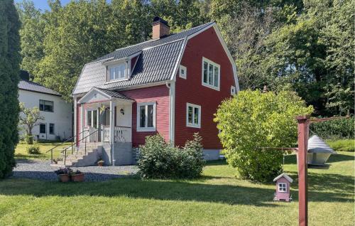 Nice Home In Edsbruk With Kitchen