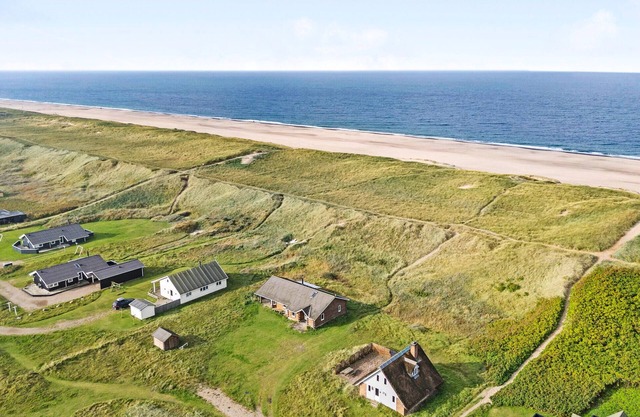 Nice home in Harboøre with kitchen