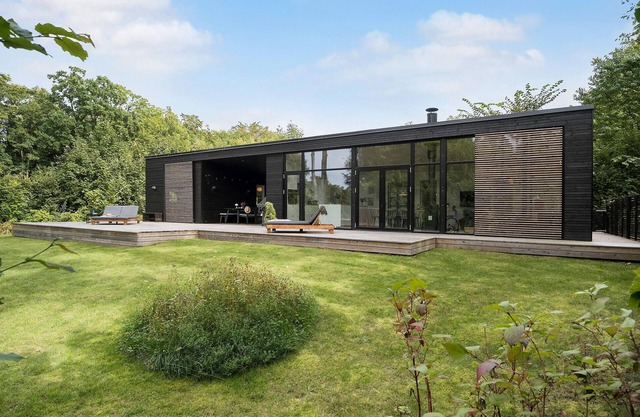 Nice home in Hornbæk with WiFi