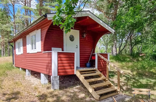 Nice home in Jämjö with house sea view