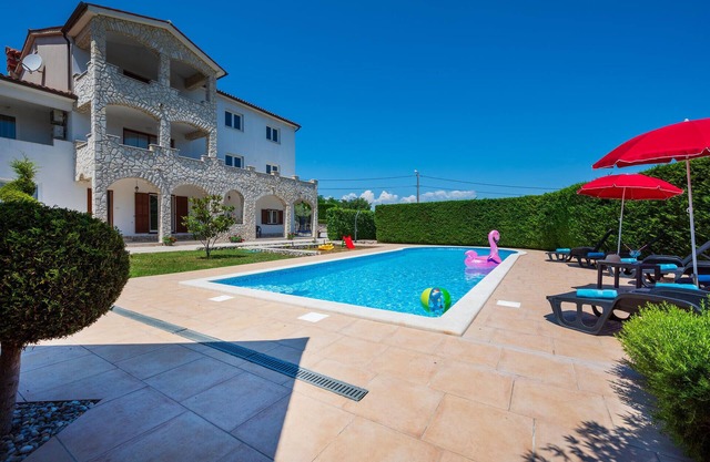 Nice home in Labin-Krsan