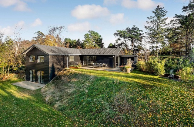 Nice home in Vejby with kitchen
