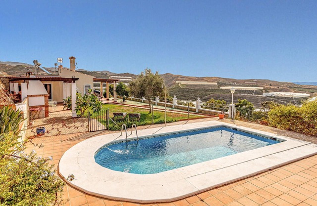 Nice home in Velez - Malaga with WiFi