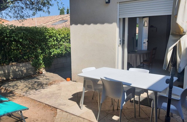 Nice house - outdoor space - private parking