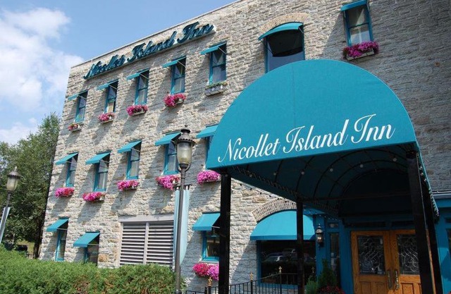 Nicollet Island Inn