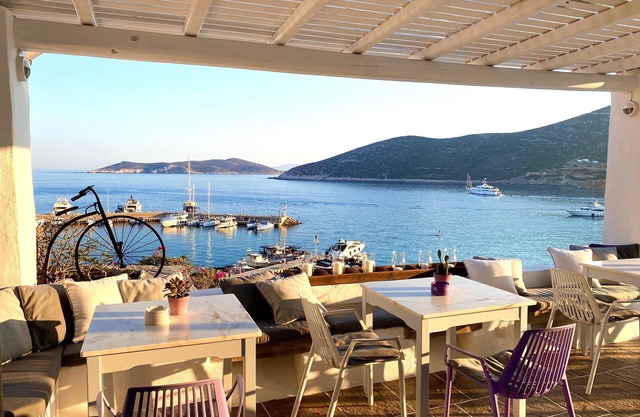 Niriedes Hotel