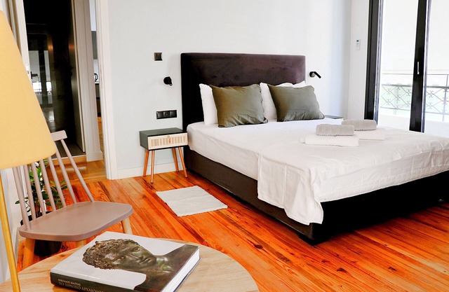 No 4 - Theo Two-Bedrooms Apartment first floor