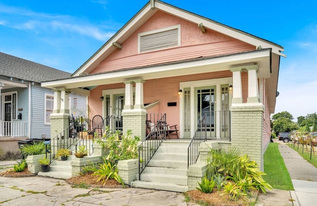 NOLA Shotgun w/Outdoor Space - Near Fair Grounds