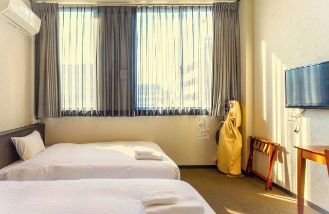 Nonsmoking Twin room Room only Within walking distance of Kaiyukan Easy access to Expo Univer/Osaka Ōsaka