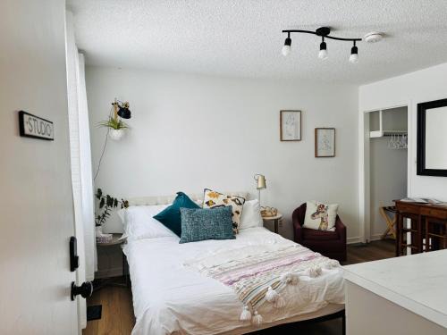 NookSide Nest