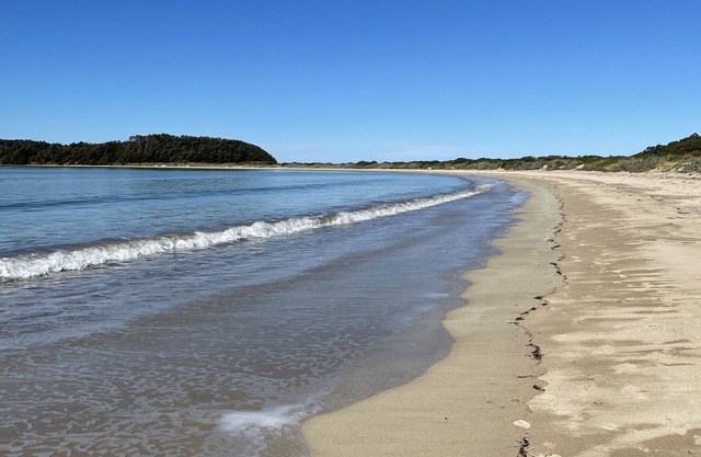 North Broulee Beach Studio Apartment