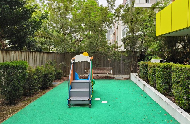 North facing cosy 2 Bedrooms ensuite APT | 2 Queen Beds | Free secure parking