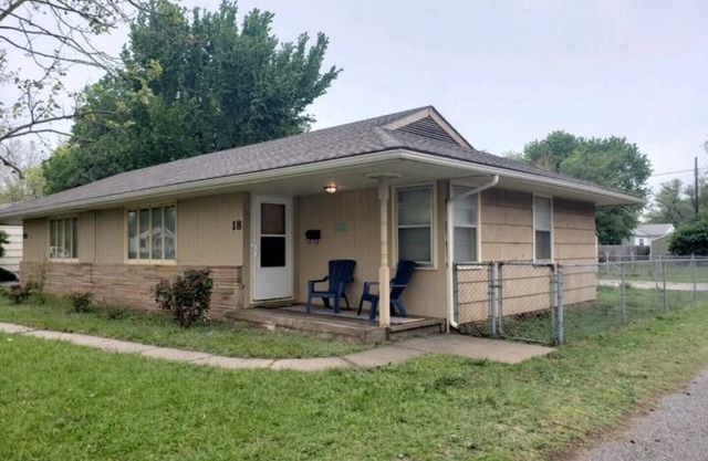 North Main Manor - Walking Distance to the Fair