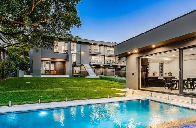 Northbridge House (IH) - Architecturally designed home situated in Sydney's Lower North Shore suburb of Northbridge with pool & tennis court