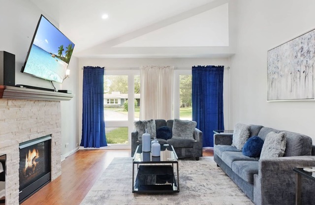 Northbrook Rental