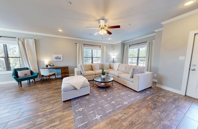 Northgate Landing ~ Aggieland Vacation Rentals