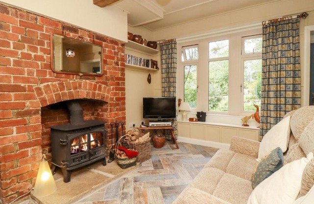 Oak Cottage