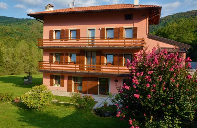 Oasis of peace and relaxation in the midst of nature and on the Natisone River.