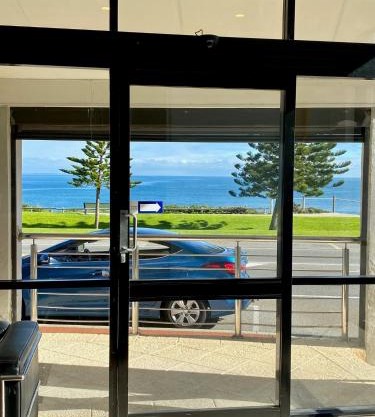 Ocean Beach Hotel