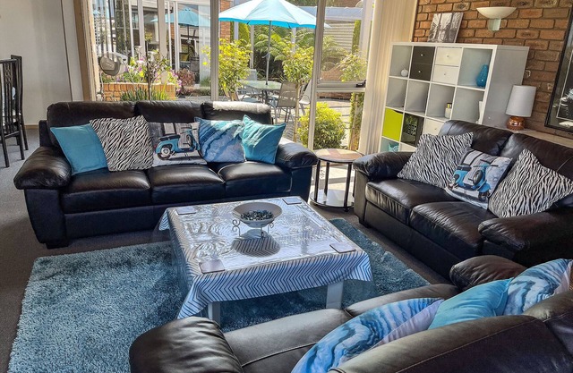 Ocean Grove Getaway - Holiday Home