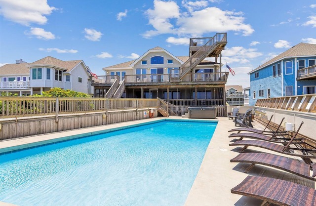 Ocean Paradise - Spacious 7BR Oceanfront with Pool, Hot Tub and More!