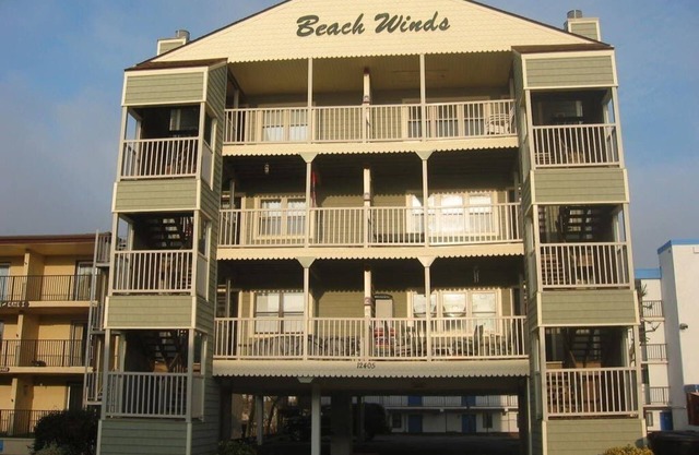 OCEAN VIEW 2bed 2 bath 'Clean'nsleeps 9 in beds