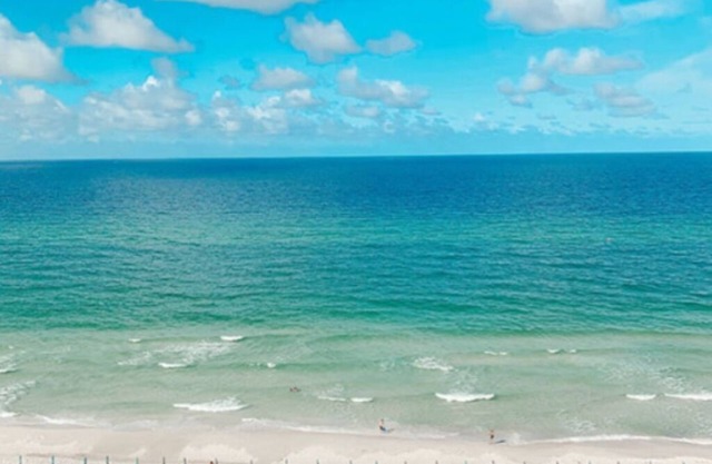 Ocean view, great location, near Pier Park