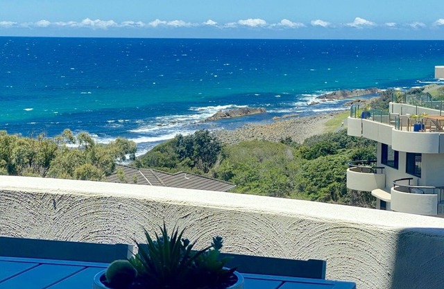 Ocean View Penthouse - Stunning Ocean, Coastline, Lake and Mountain View’s