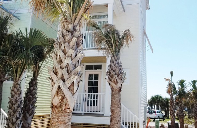 Ocean Views!102 West Terminal Blvd Unit #15 Atlantic Beach, NC