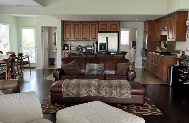 Ocean views from sunny, Southern California. Check out this Hermosa Beauty.