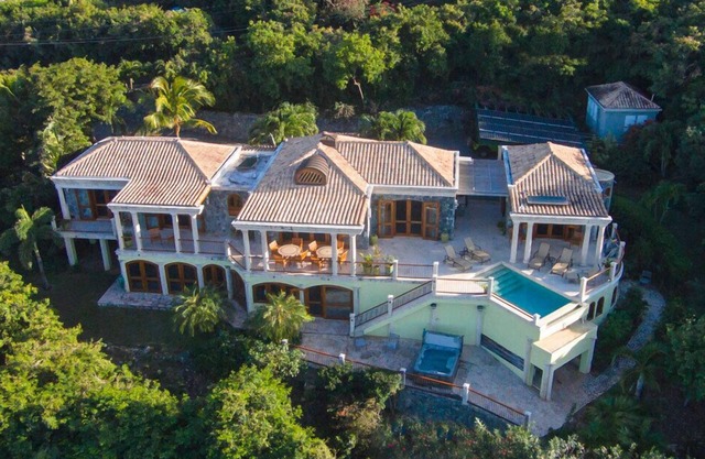 Oceana: Caribbean Stonework Villa, Pool, Spa, A/C throughout, Generator