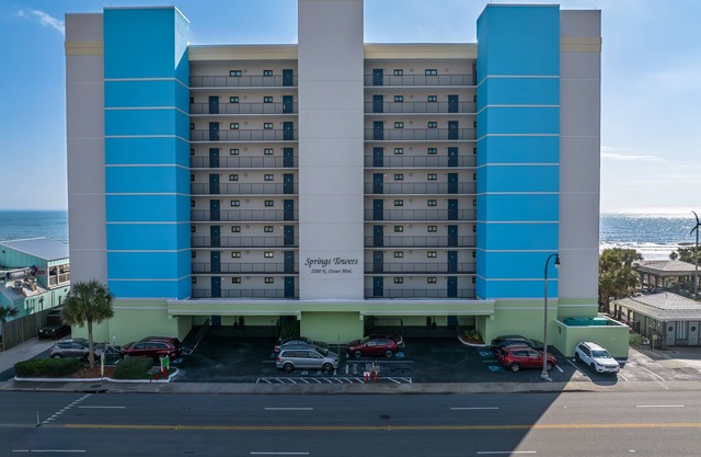 Oceanfront Pool-3BD Family Friendly Condo-Cherry Grove