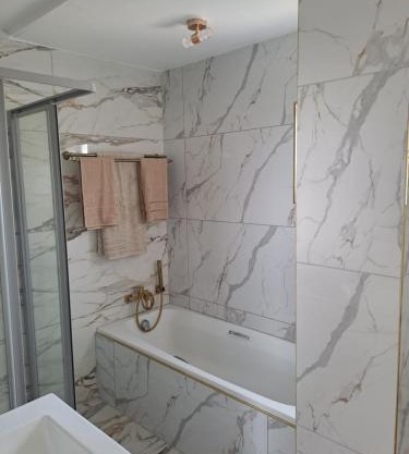 Oceanic Luxury Apartment 76