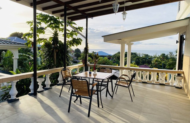 Oceanic View Apartments