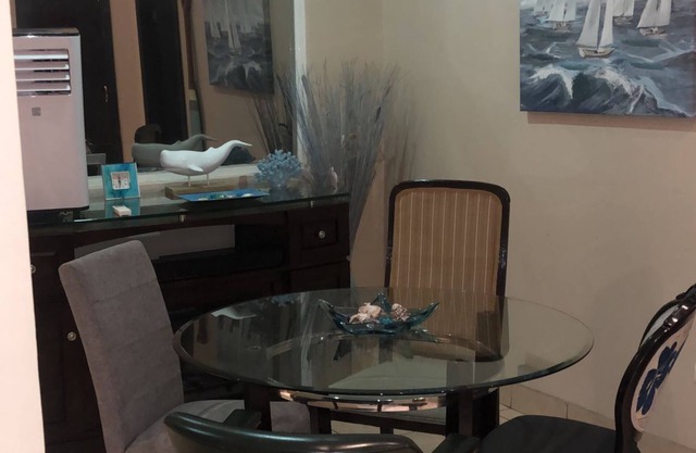 Oceanview Full Condo, 2BR 2bth, Gym, Pool, Beachfront