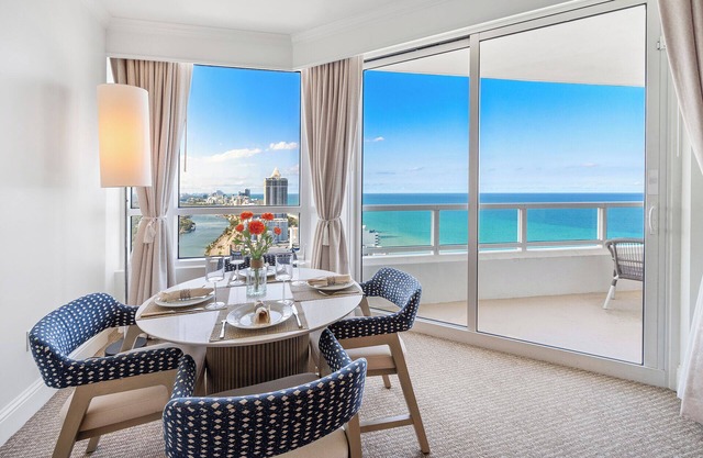 Oceanview Stunning Private Residence at Fontainebleau Tresor - 3505