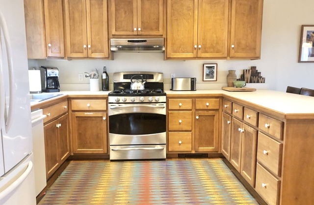 OceanViews .Last 5 nights left June 5-14.good deal