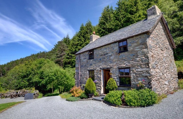 Ochr y Foel - Two Bedroom House, Sleeps 4