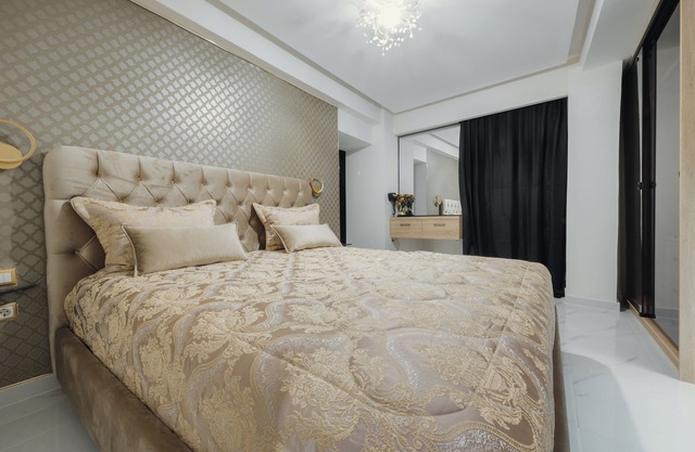 Odysseus Luxury House