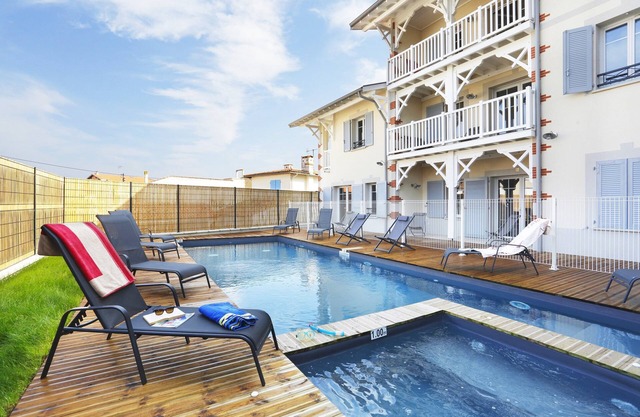 Offre été ! Appartement cosy + Piscine extérieure