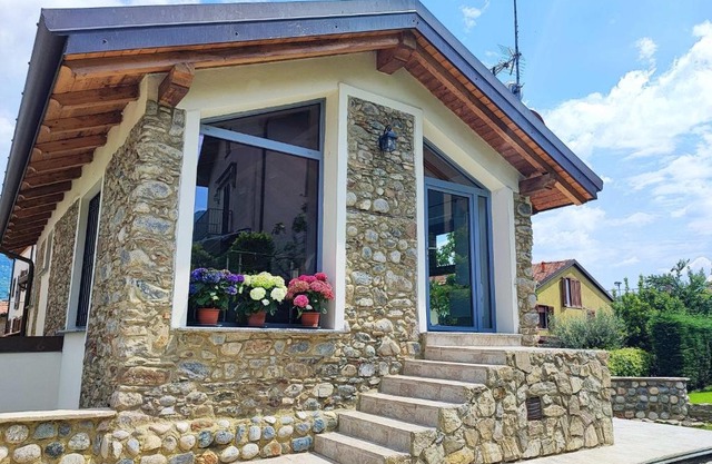 Olia House