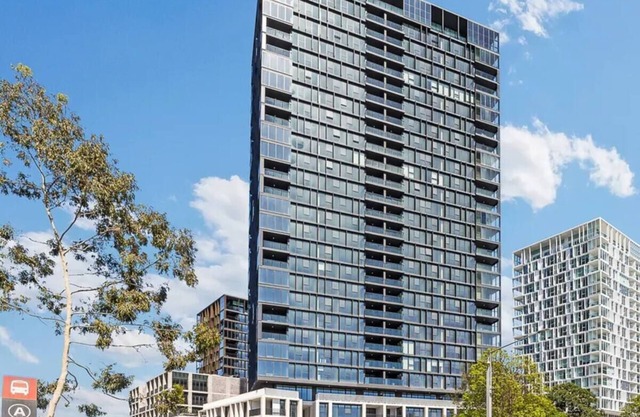 Olympic Park Stylish 2BR | Walk to stadium | Pool & Gym