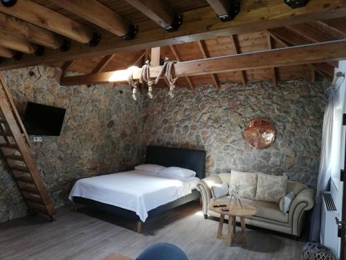 Olympus Country House