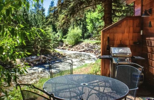 On the rivers edge, the ideal spot between town and RMNP! License #6203