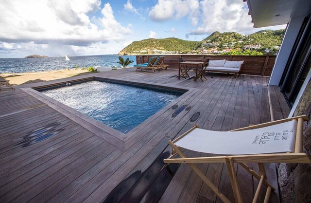 On The Rock in Flamands by Personal Villas - Romantic Charming Paradise
