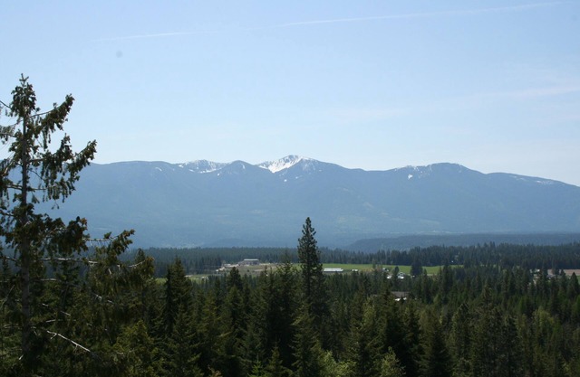 On the Selkirk Loop & the route to Banff or Glacier, just off US 95 and 2