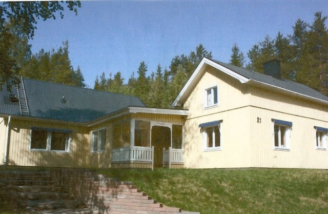 One beautiful Swedish house and a million reasons to stay. Discover Norrbotten