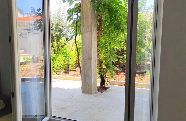 One bedroom apartment with private parking