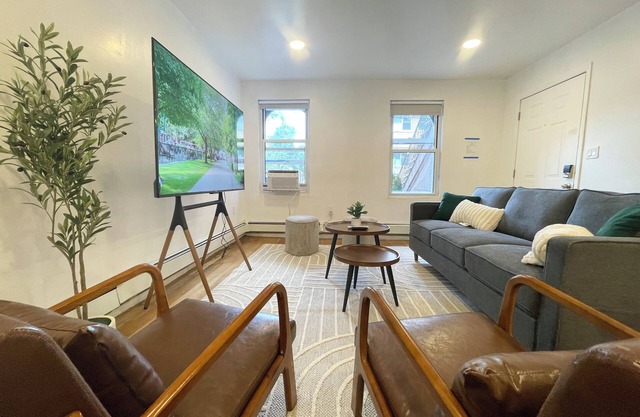 One Hamilton Essentials - 3 Bed 2 Bath First Floor Apt Mins to NYC